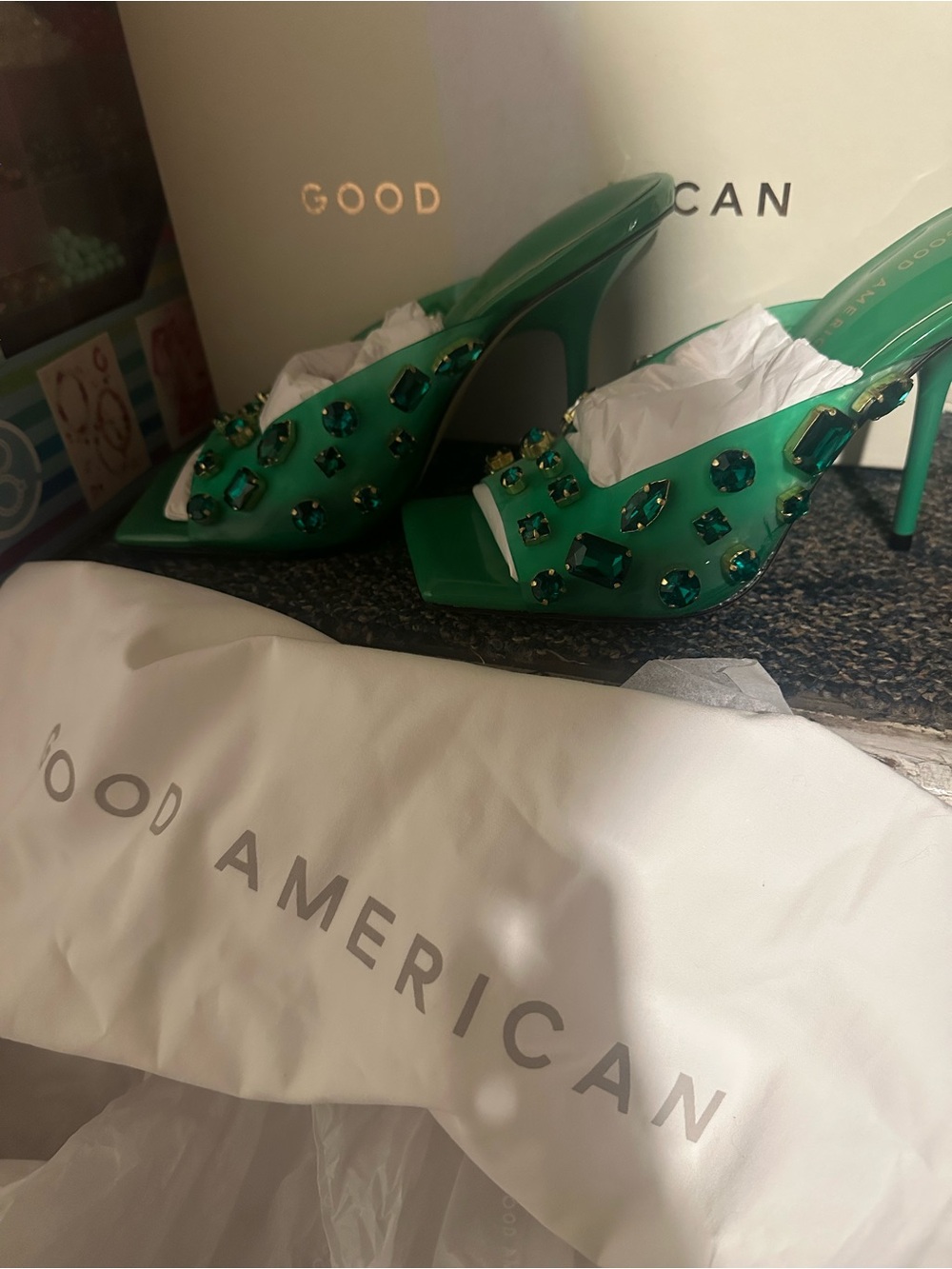 Good American Emma square, Diamonds Forever Mule in Summer Green, size 6.5 - Picture 3 of 8